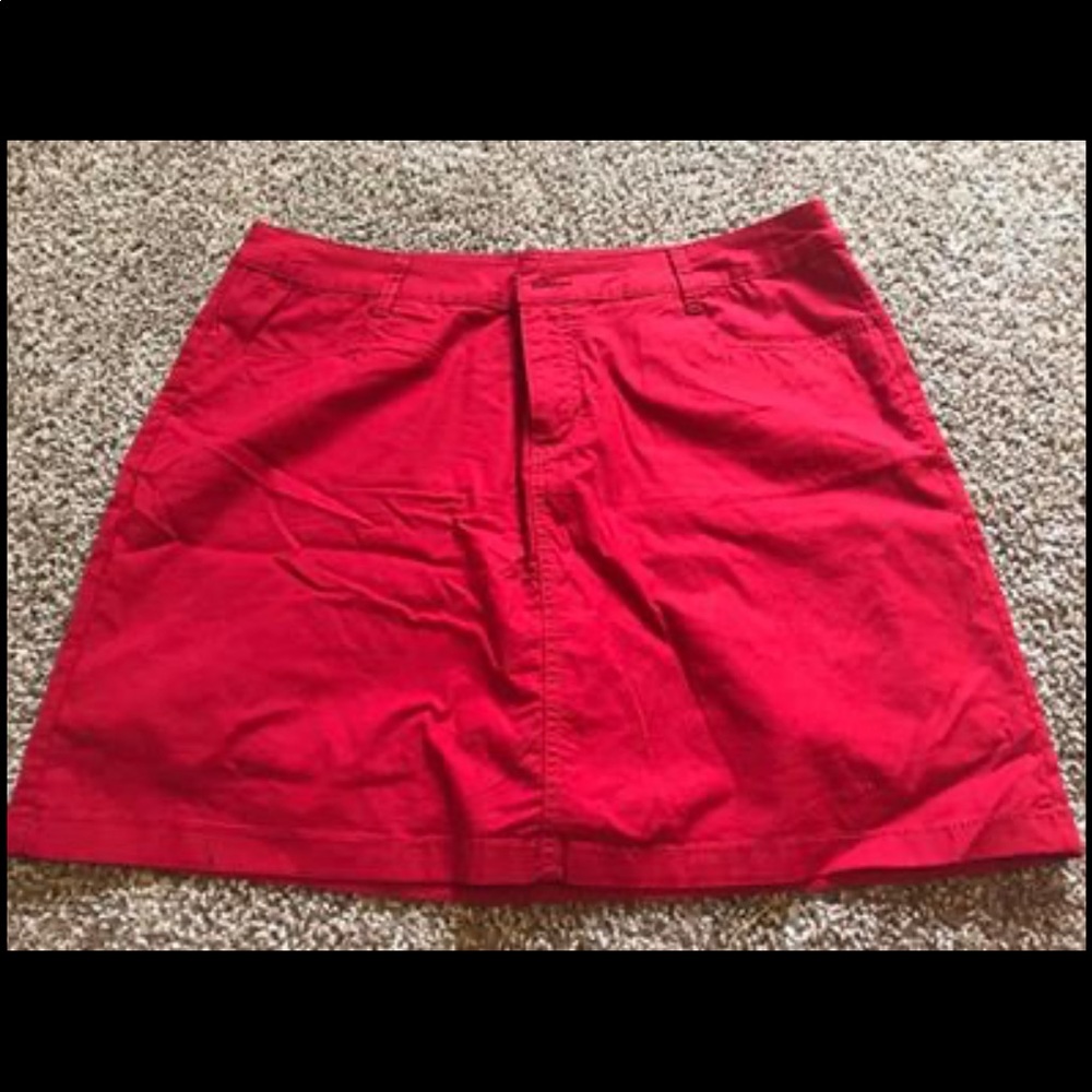 Red skirt